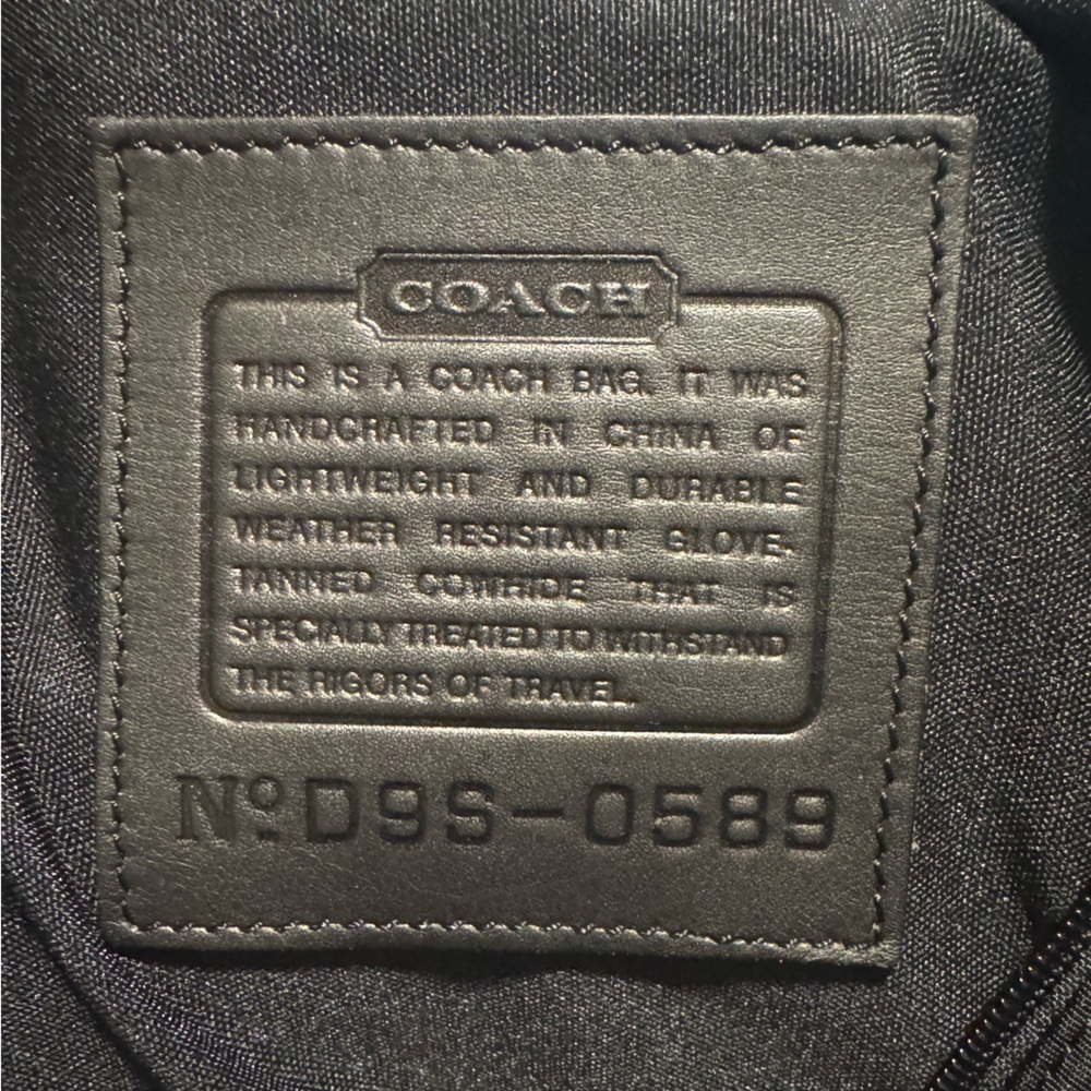 Coach leather garment bag ( MGM GRAND ) - Picture 10 of 10